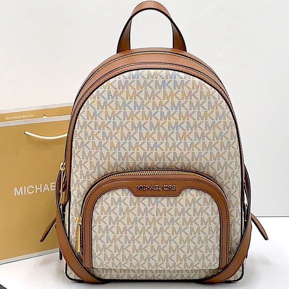 Michael Kors Handbags - MICHAEL KORS JAYCEE MEDIUM BACKPACK VANILLA SIGNATURE COLOR NWT